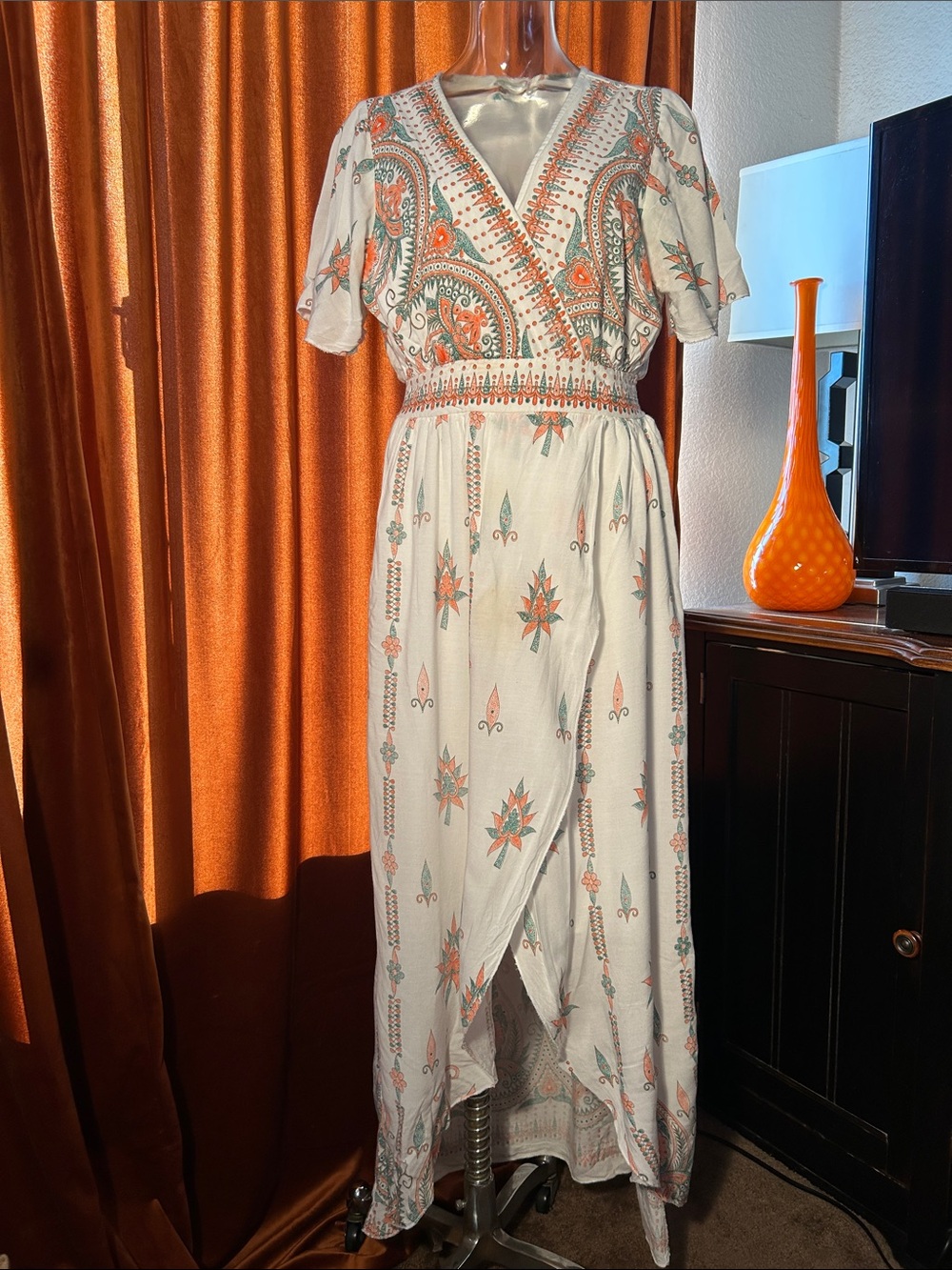 Cream Maxi Dress with Coral Paisley Print and V-Neck